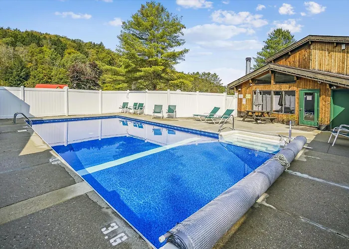 Cedarbrook Deluxe One Bedroom Suite With Outdoor Heated Pool 11921